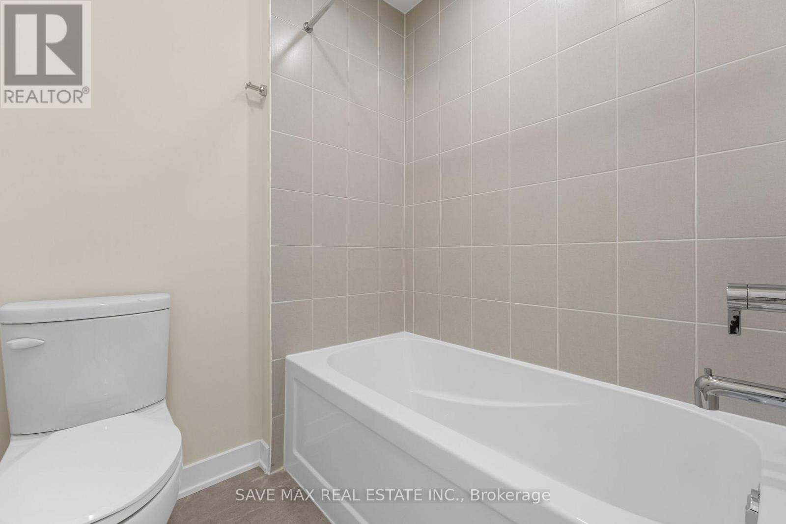 1007 Kingsridge Court Property Photo 36
