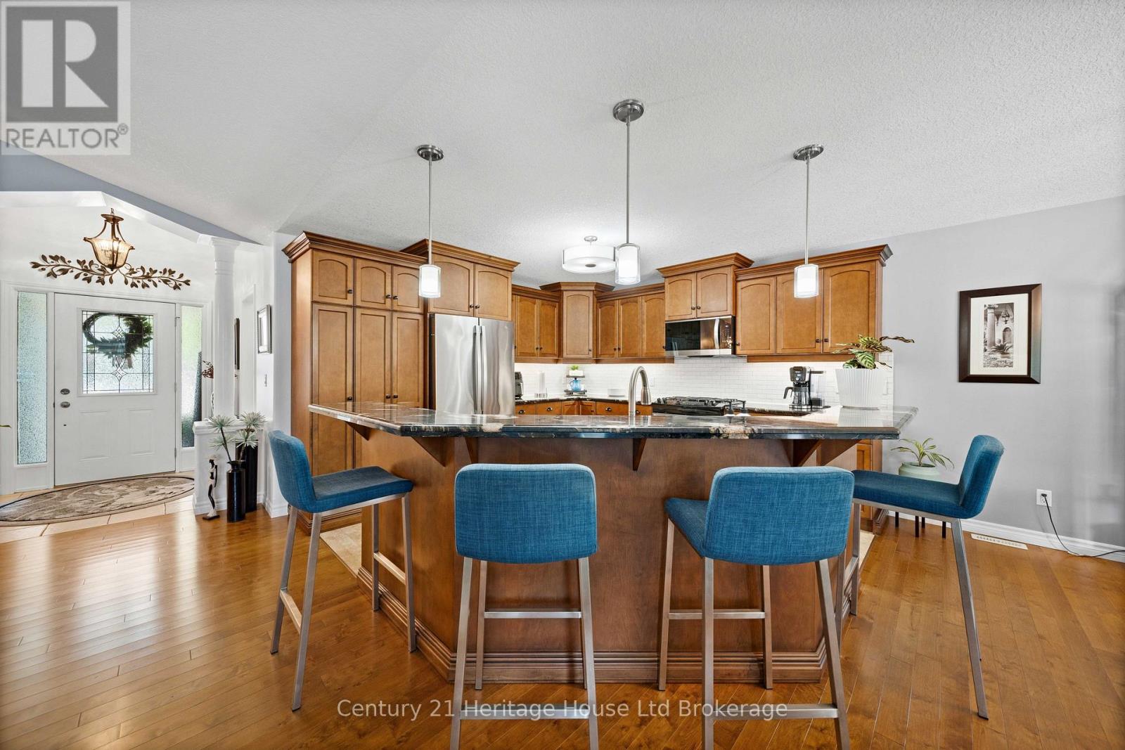 150 Forestway Trail Property Photo 9