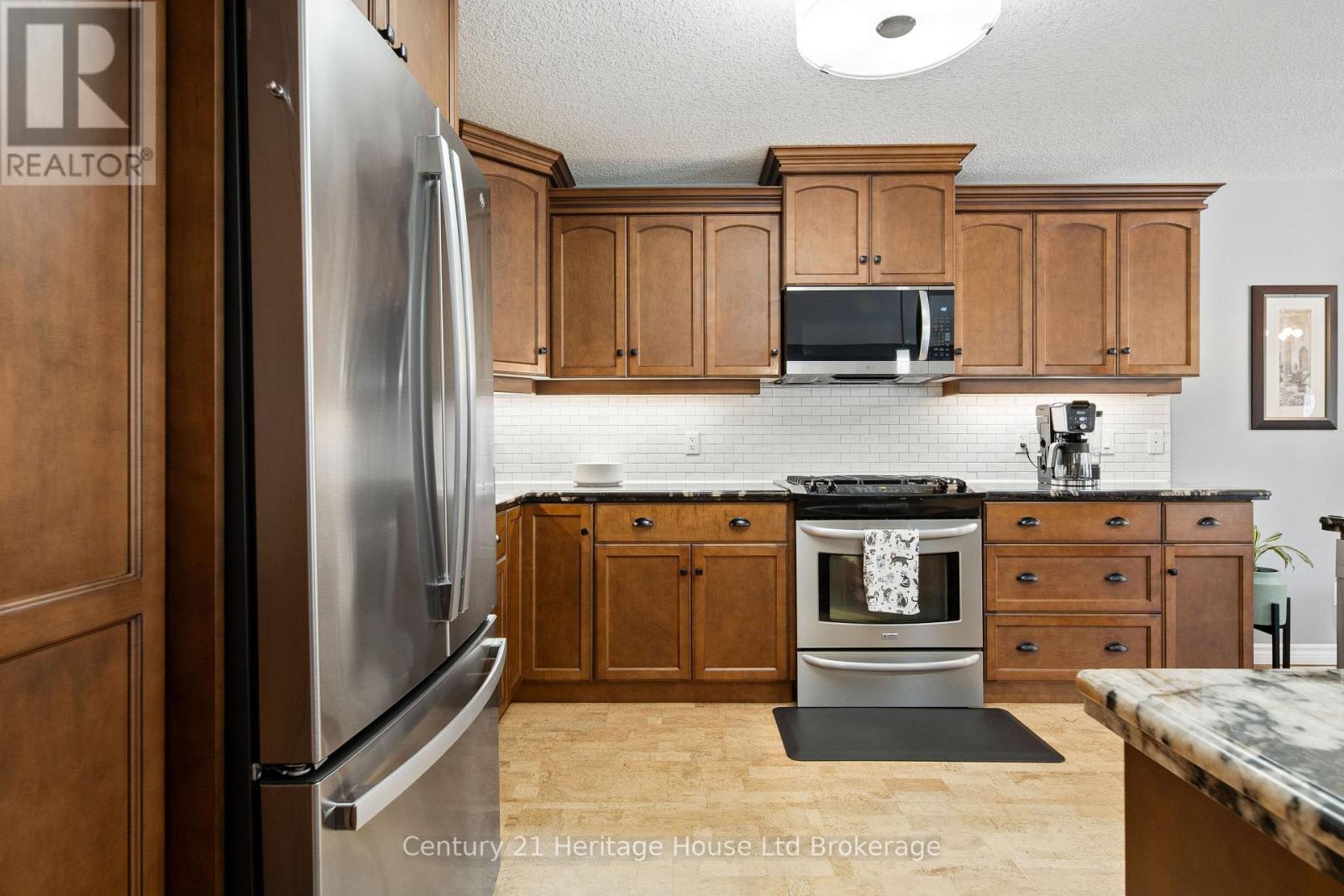 150 Forestway Trail Property Photo 10