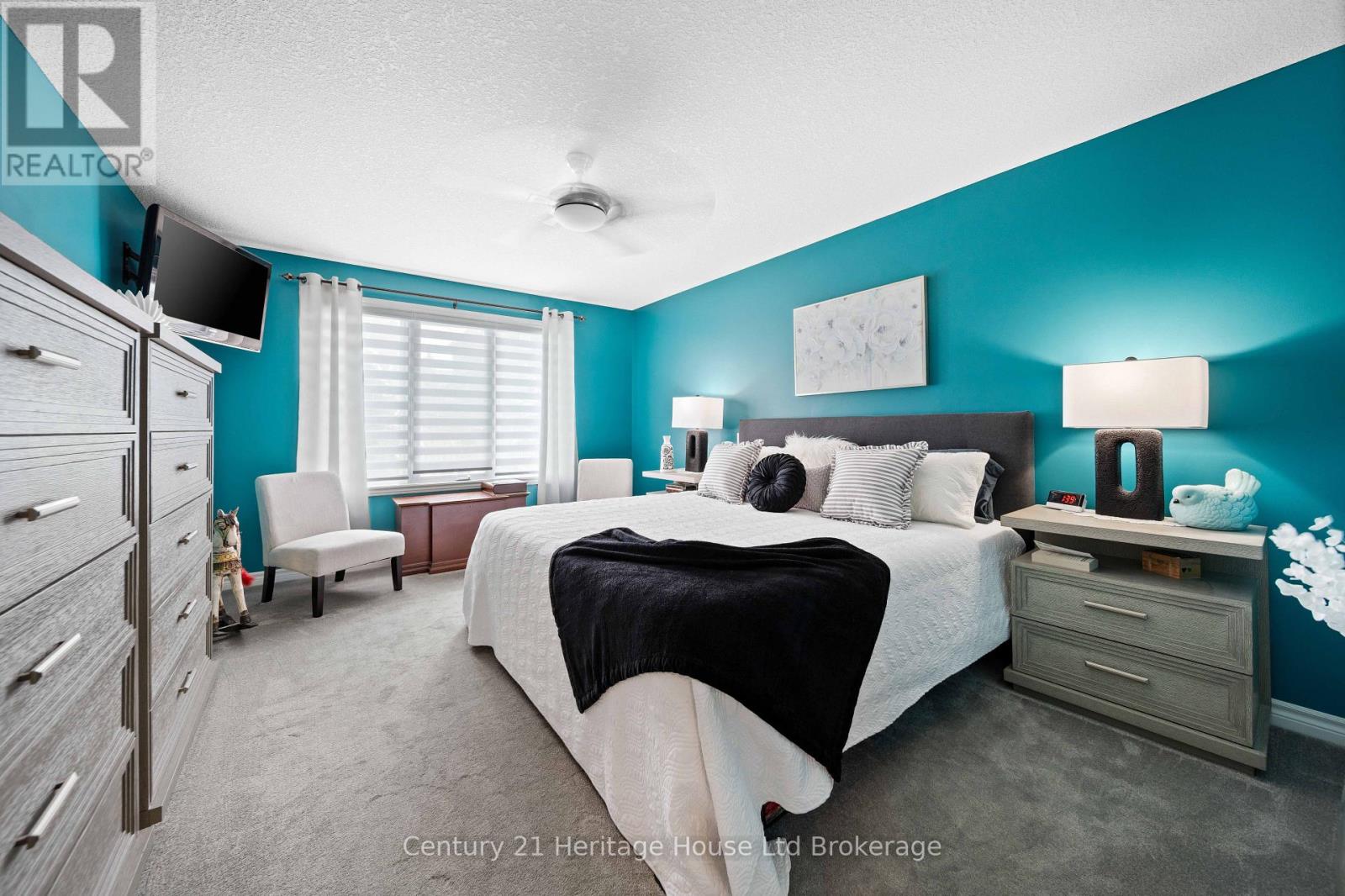 150 Forestway Trail Property Photo 18