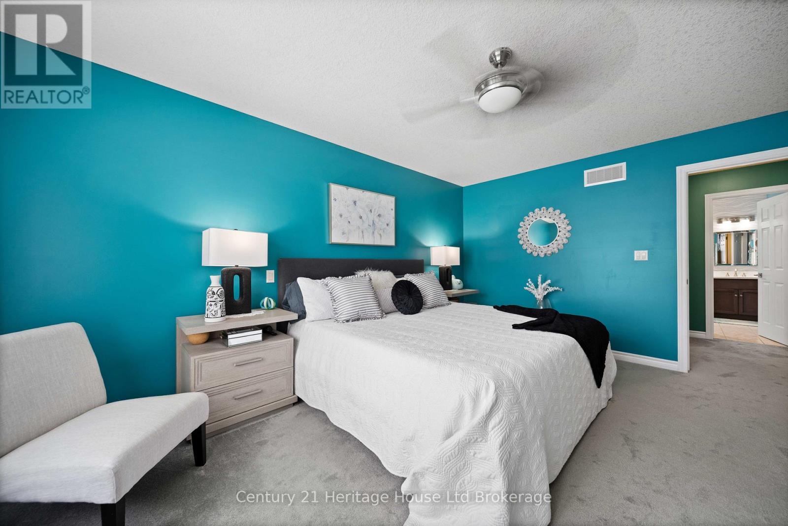 150 Forestway Trail Property Photo 19