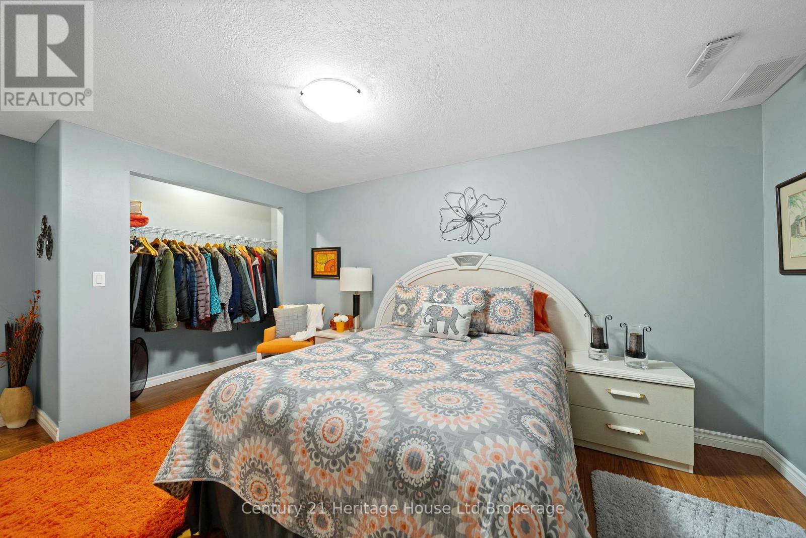 150 Forestway Trail Property Photo 29