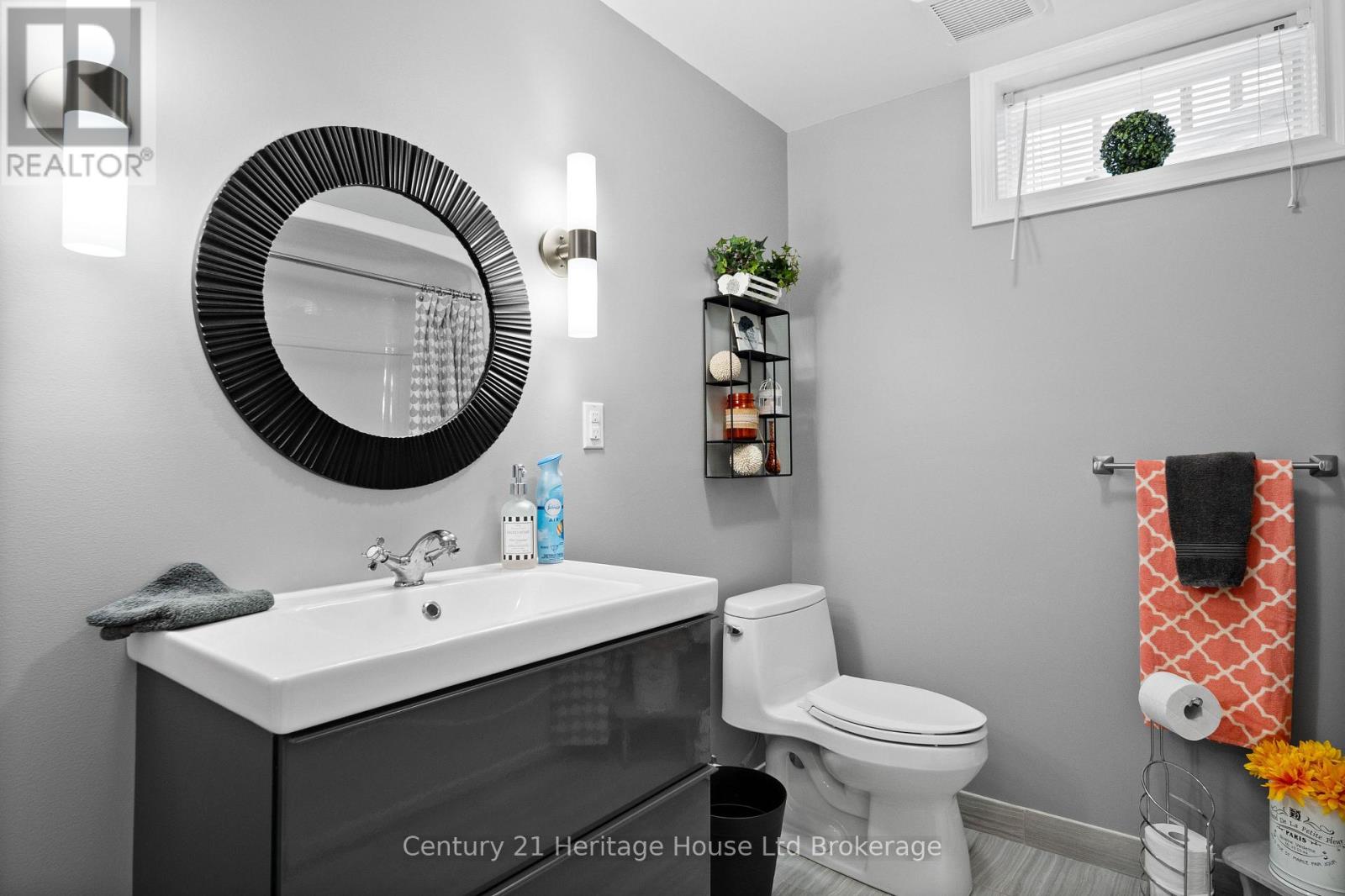 150 Forestway Trail Property Photo 30