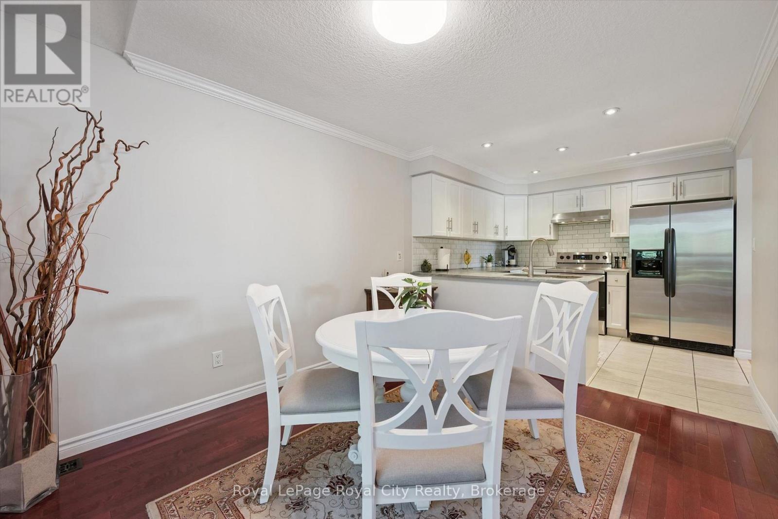 220 Carrington Drive Property Photo 6