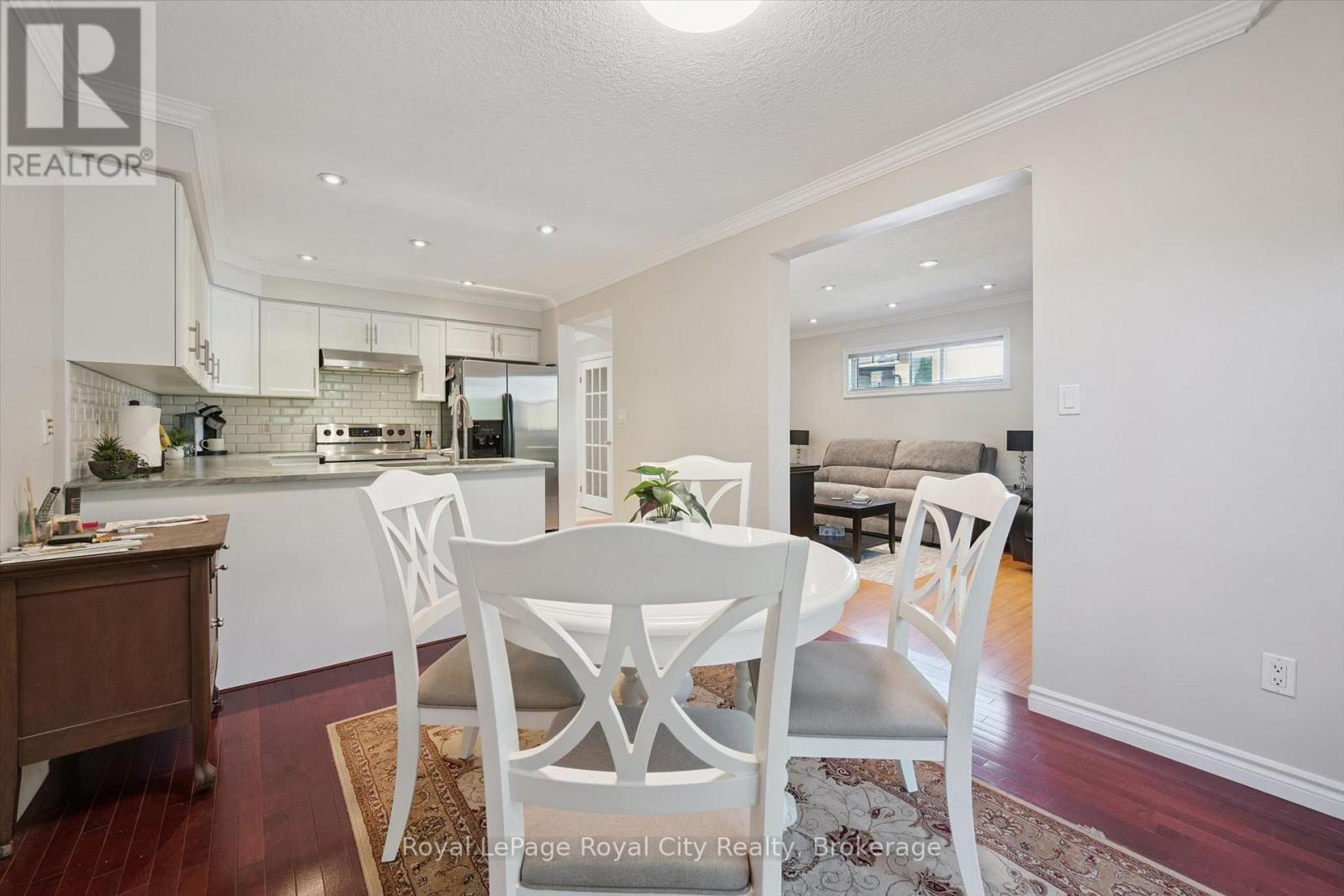 220 Carrington Drive Property Photo 12