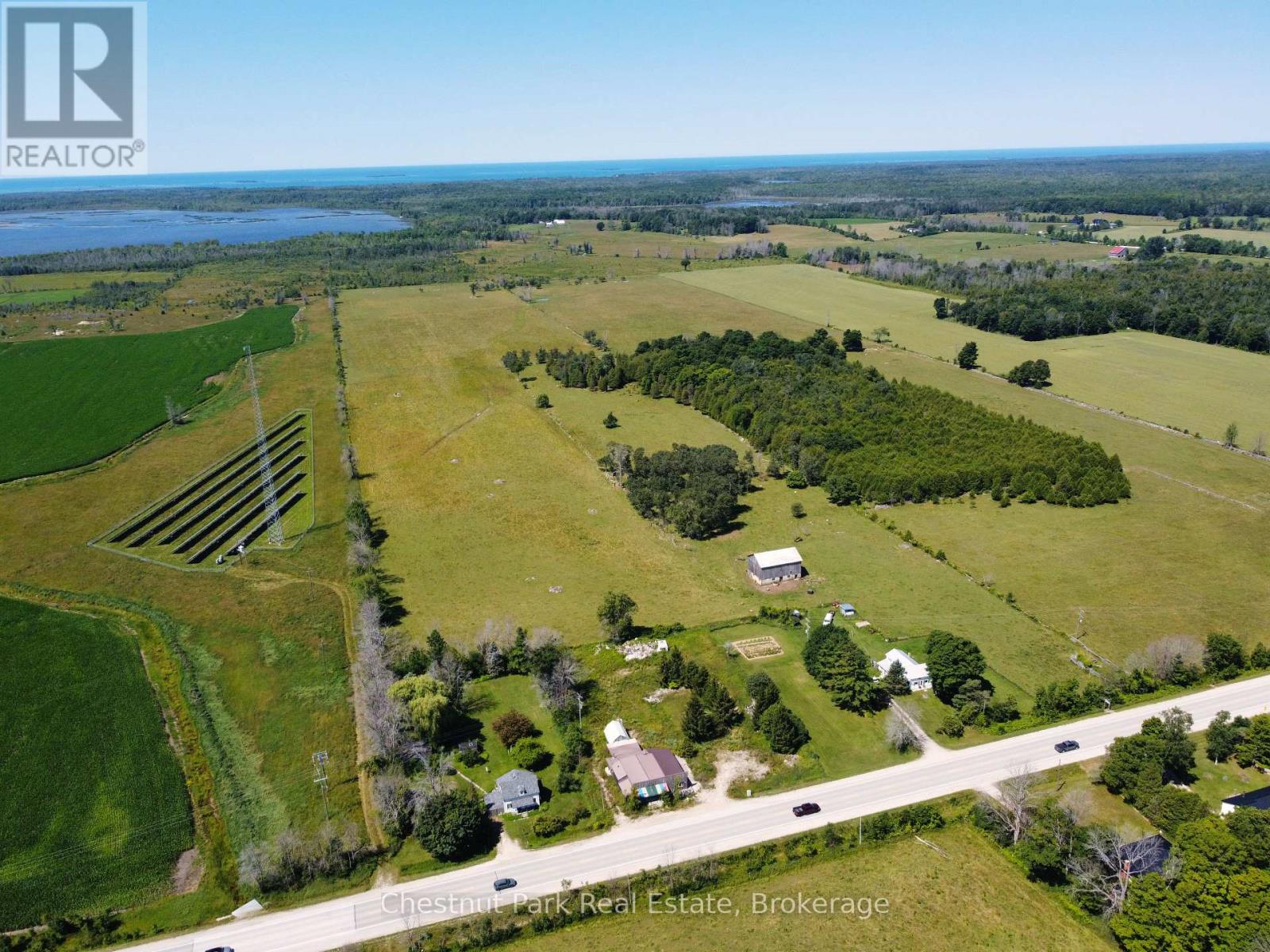 1143 Highway 6 Property Photo 3