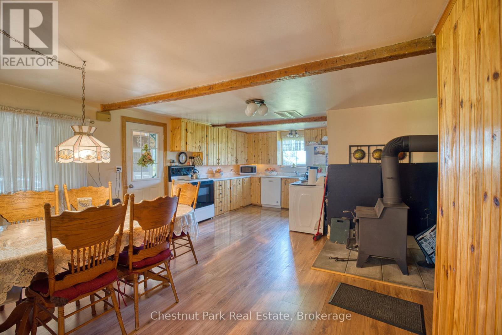 1143 Highway 6 Property Photo 7