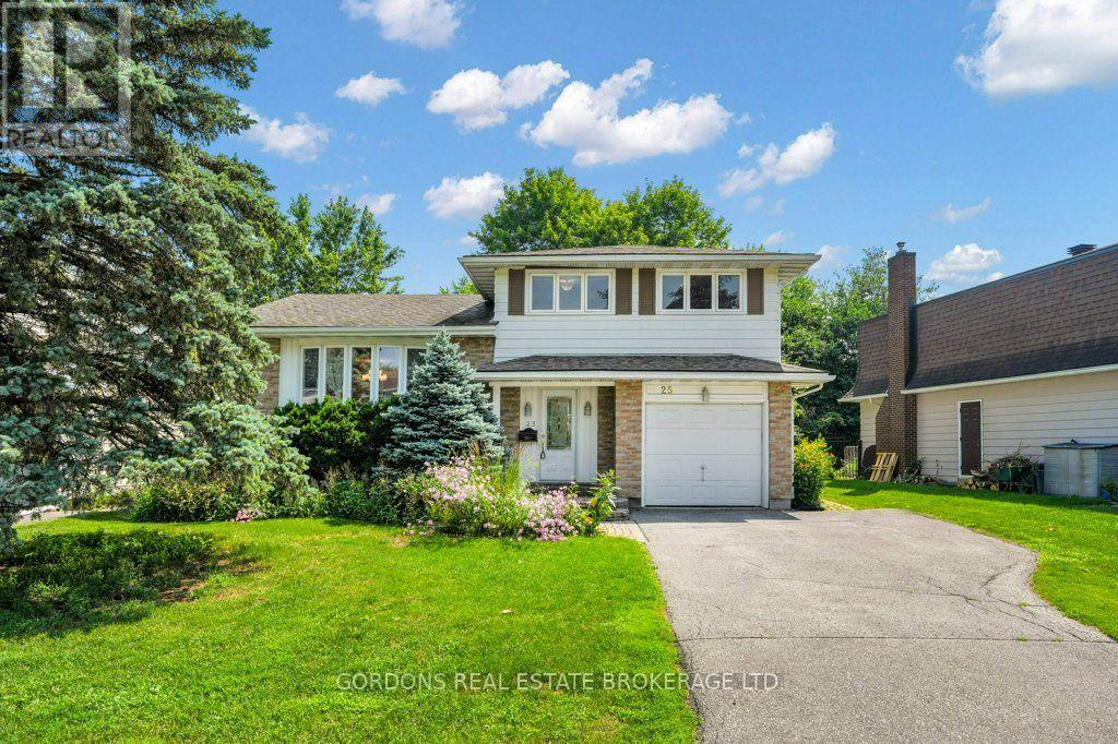 25 EASTPARK DRIVE Property Photo 1