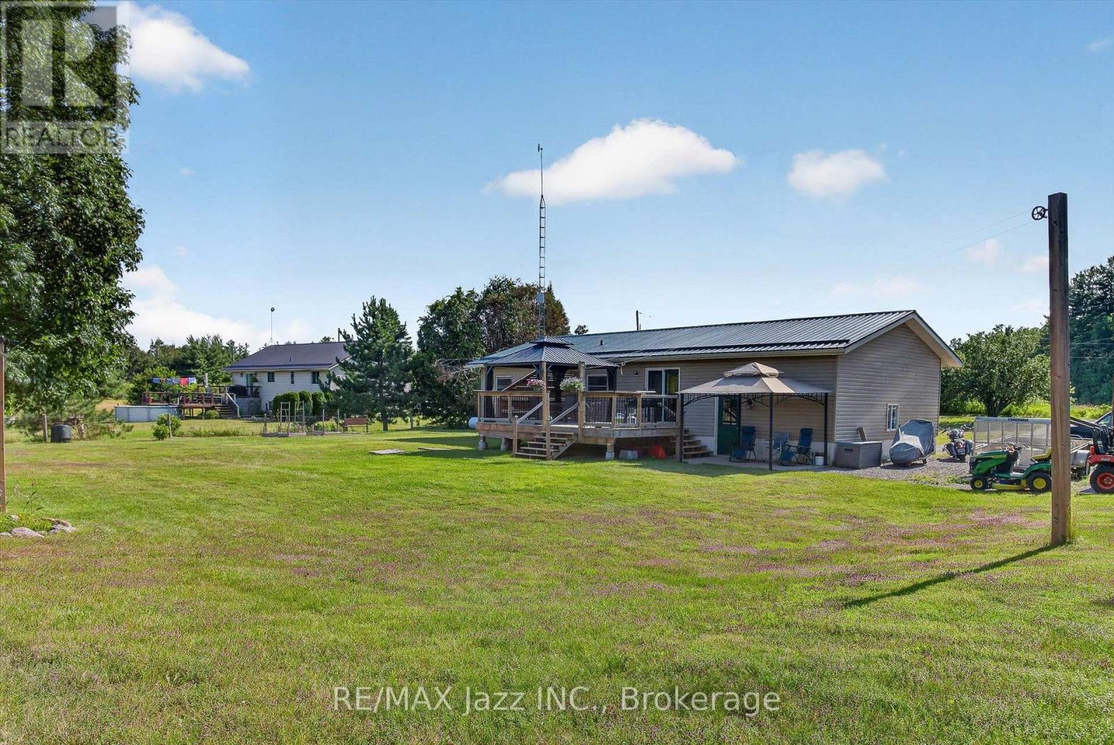 1967 Comstock Line Property Photo 43