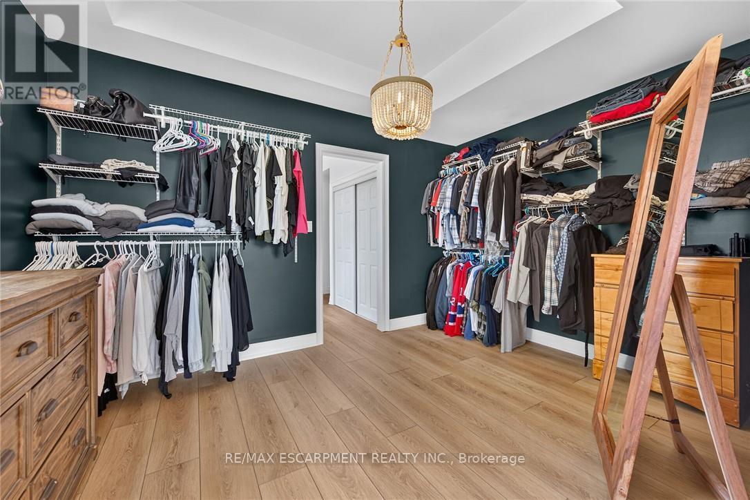 7327 Rainham Road Property Photo 26