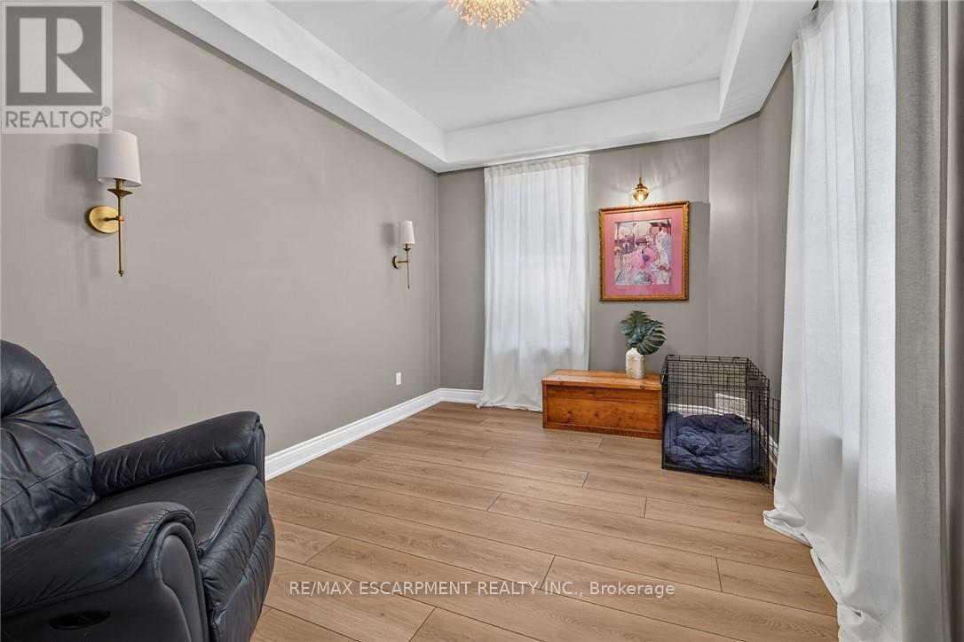 7327 Rainham Road Property Photo 34