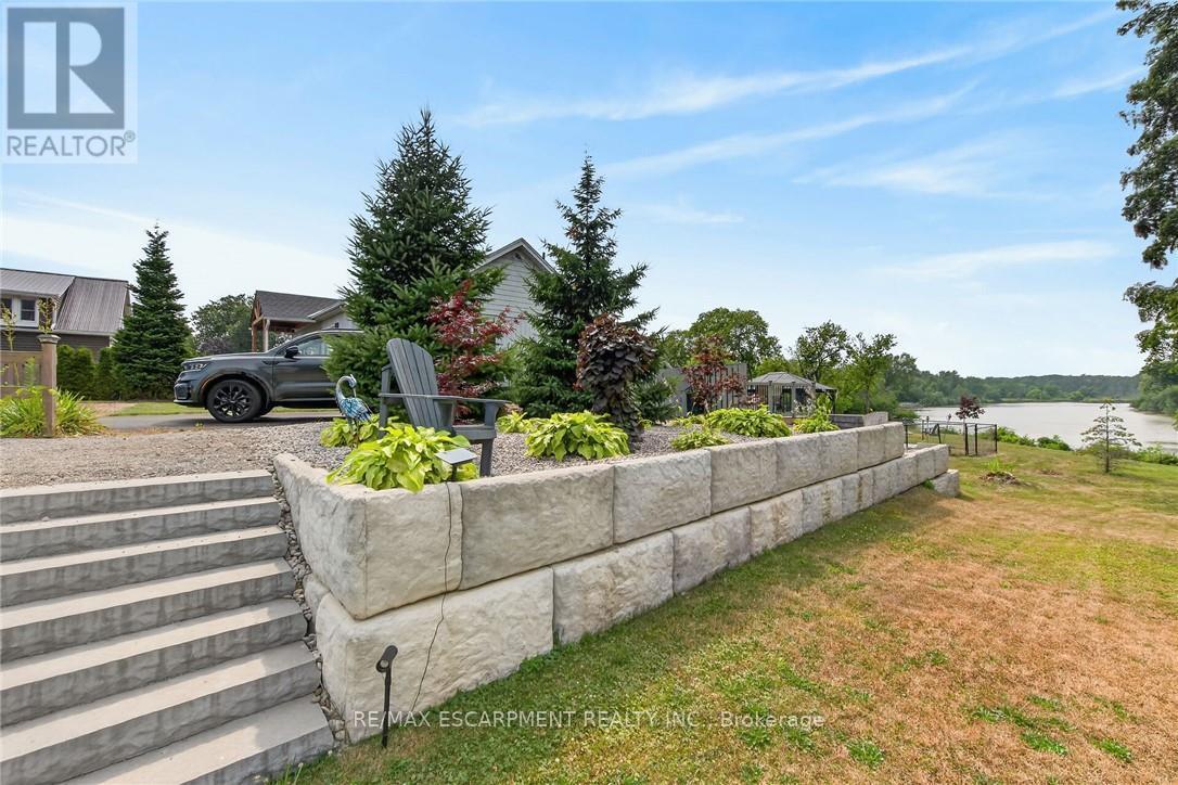 7327 Rainham Road Property Photo 46