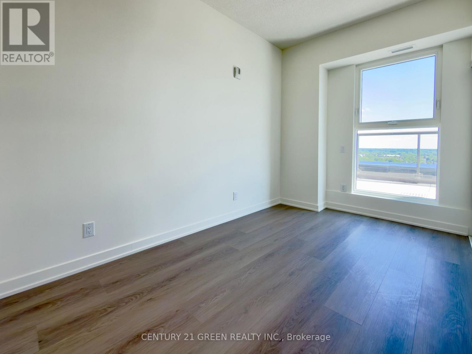 1705 - 33 Erie Avenue Property Photo 10