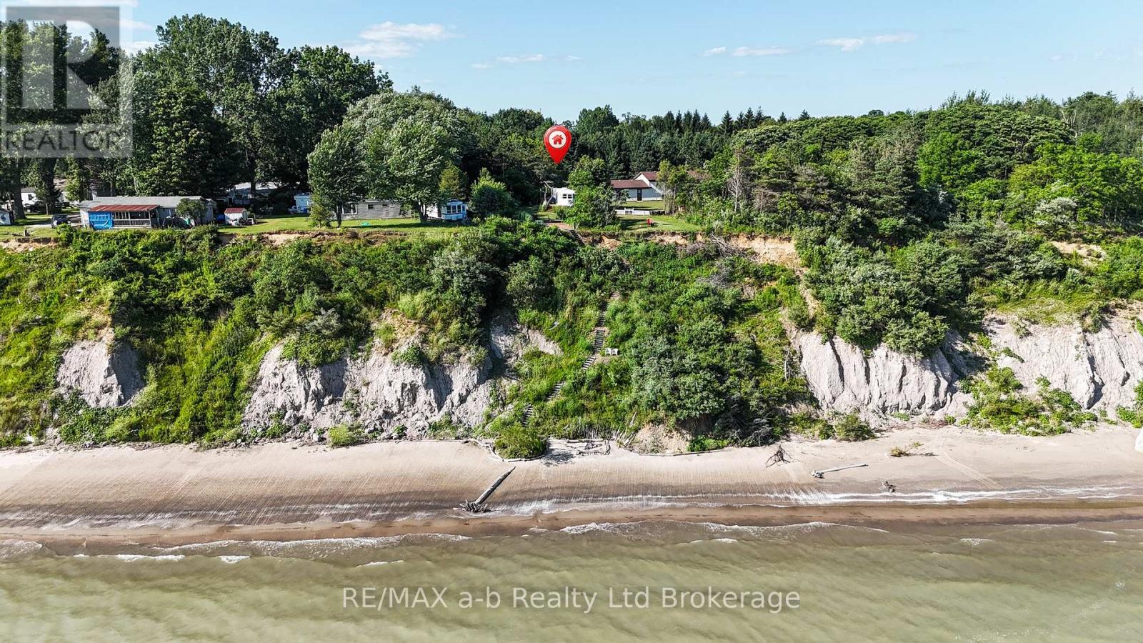 55424 Lakeshore Road Photo de la propriété 1