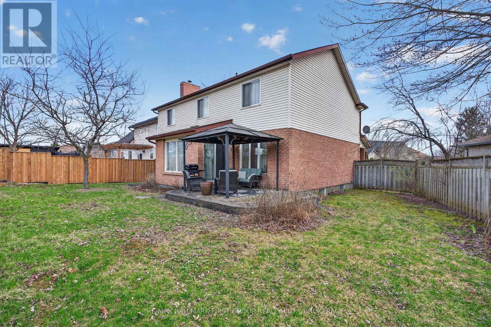 1130 Caitlin Crescent Property Photo 25