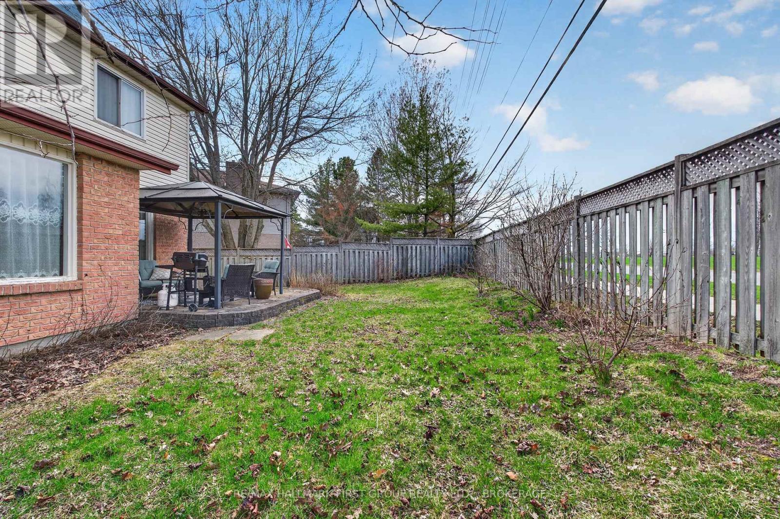 1130 Caitlin Crescent Property Photo 28