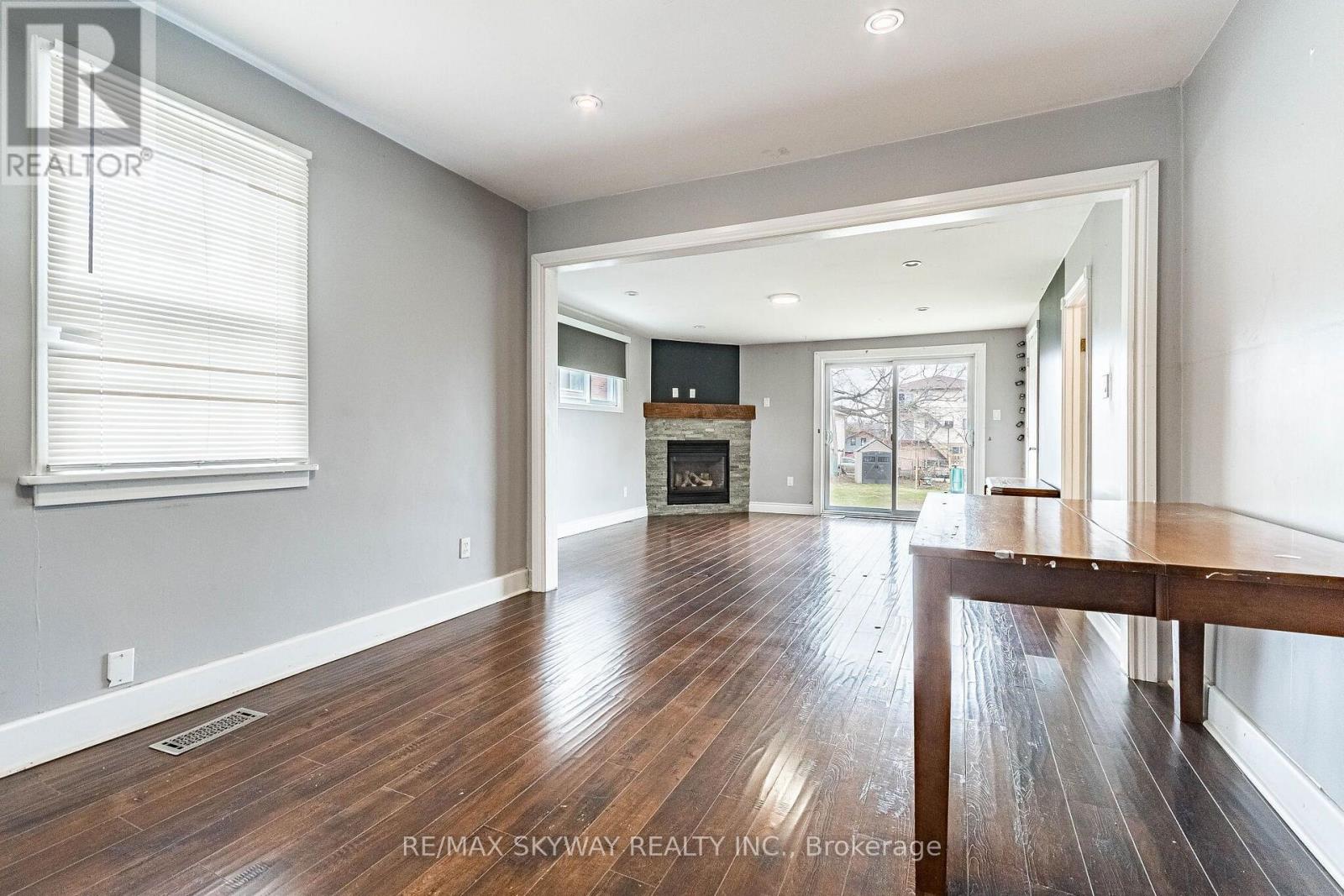 1230 Duke Street Property Photo 12