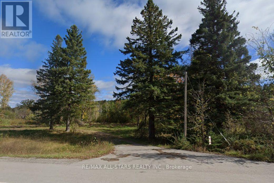 6814 Highway 35 Property Photo 2