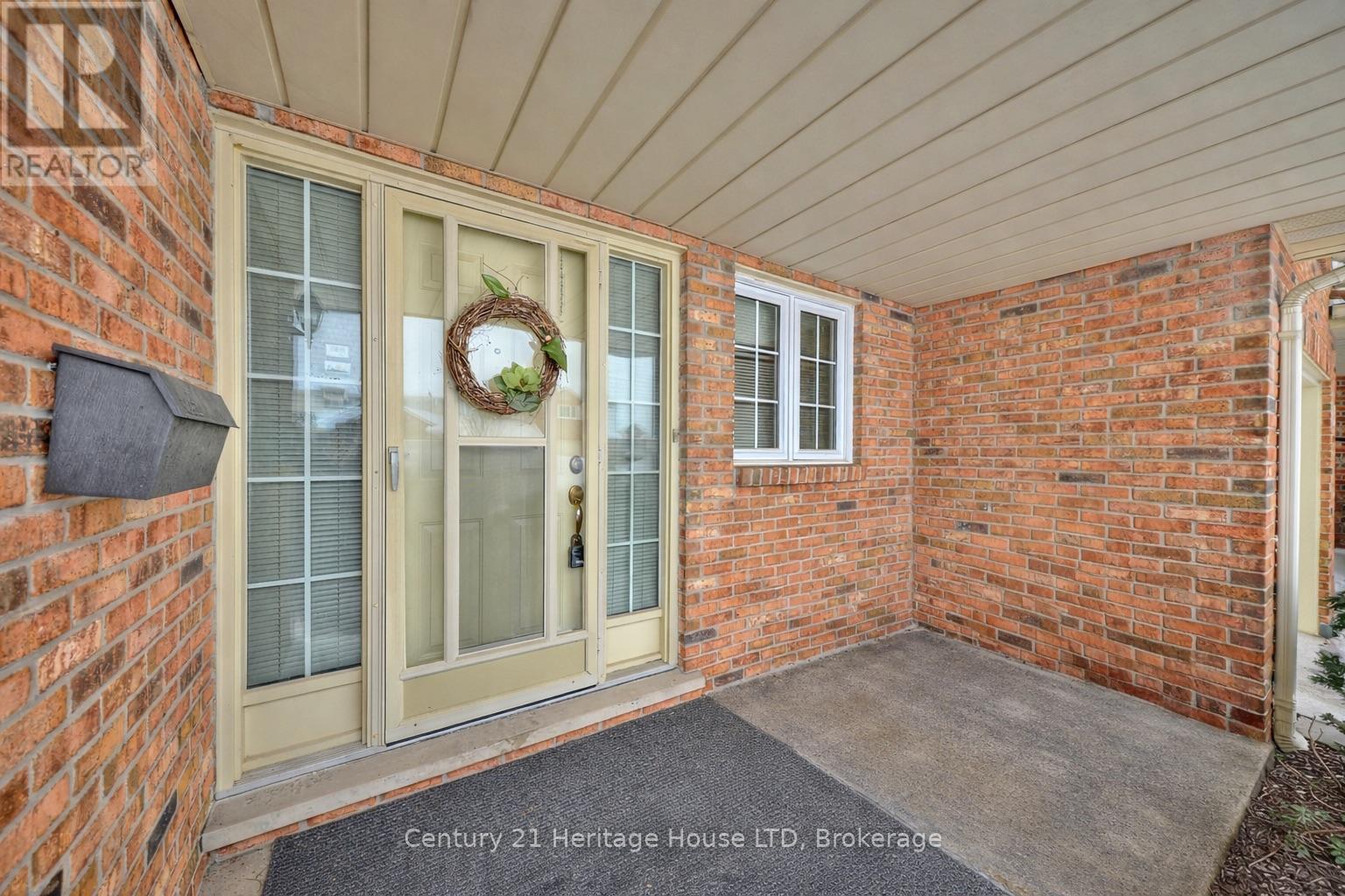 20 - 2720 Mewburn Road Property Photo 2
