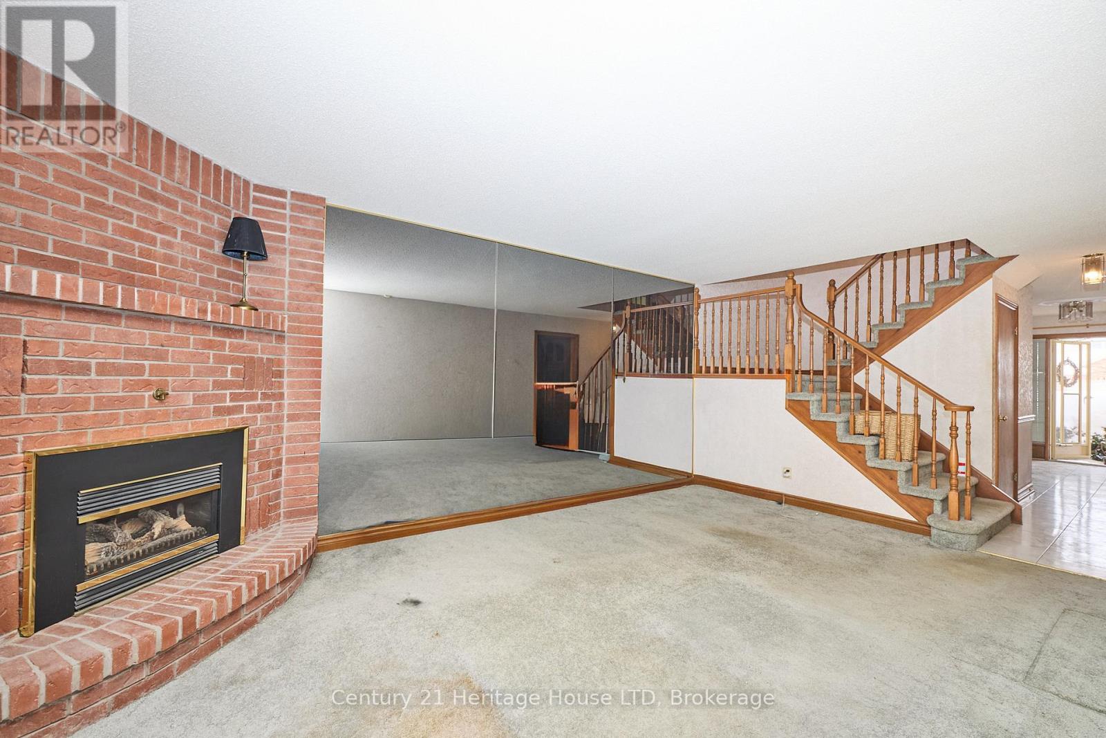 20 - 2720 Mewburn Road Property Photo 6