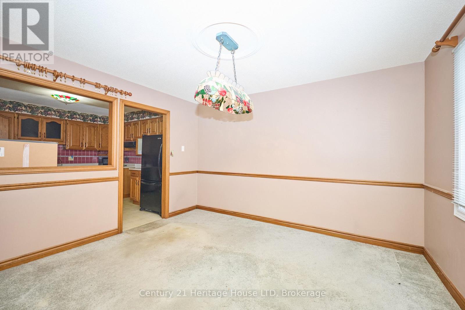 20 - 2720 Mewburn Road Property Photo 9