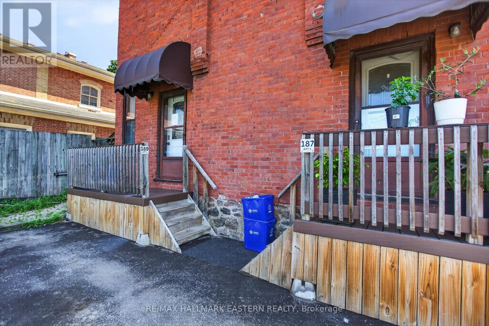 183 Aylmer Street N Property Photo 12