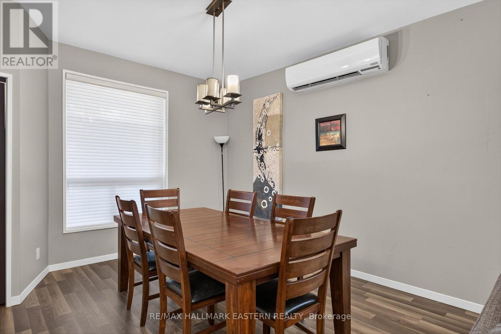183 Aylmer Street N Property Photo 26