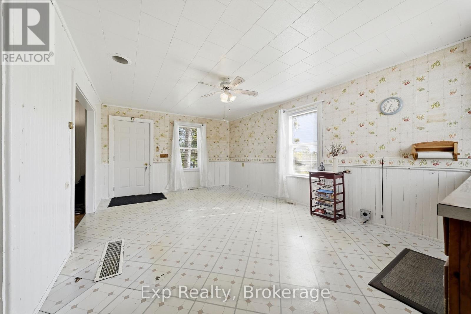 210 Mccullough Road Property Photo 8