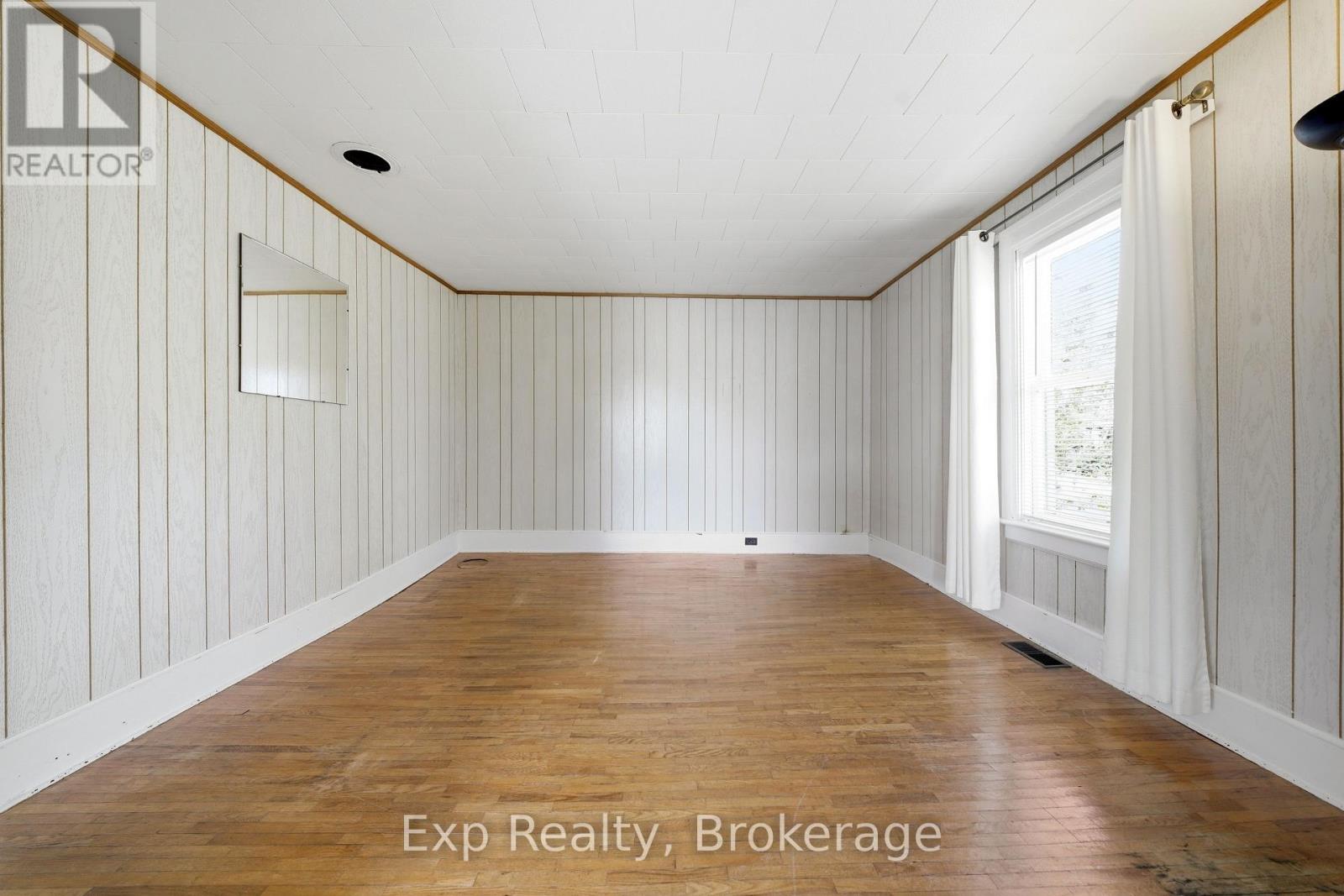 210 Mccullough Road Property Photo 14