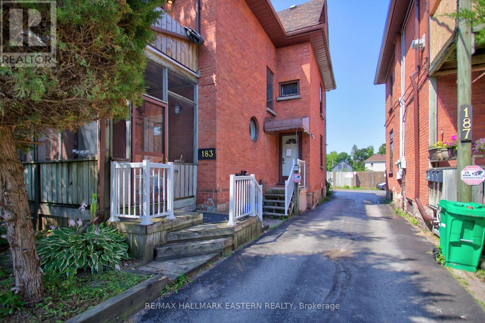 187 Aylmer Street N Property Photo 6