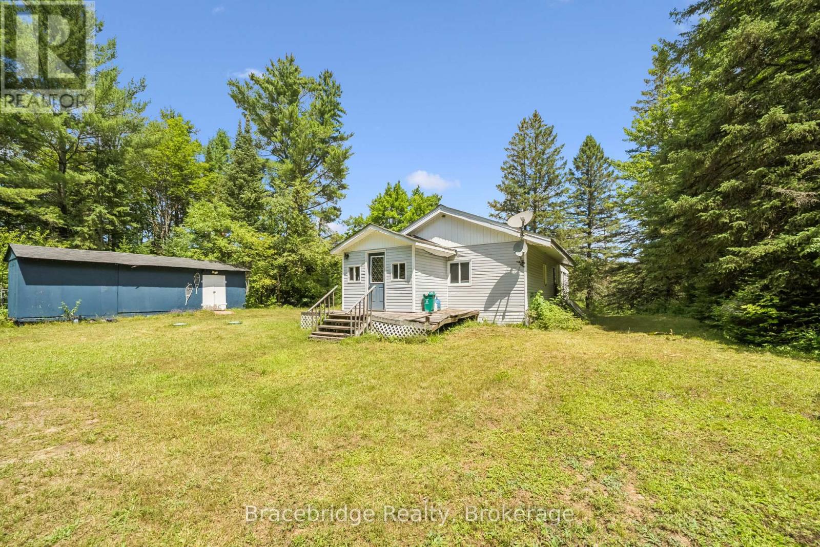 1100 Colony Road Property Photo 5