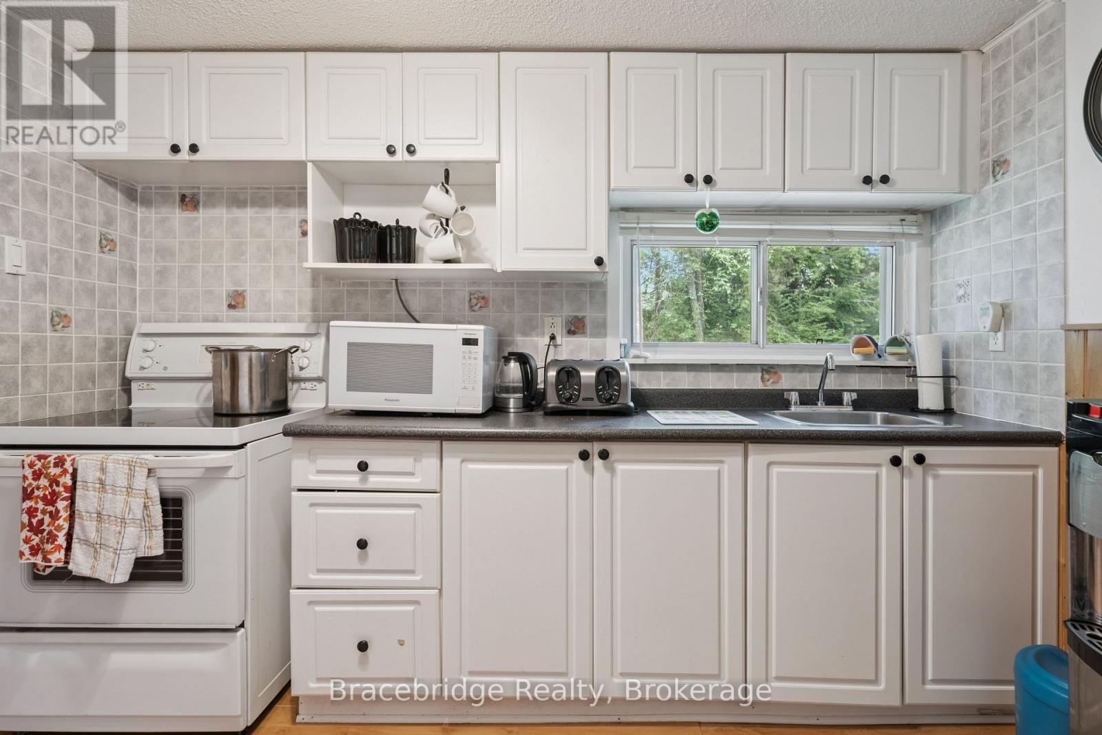 1100 Colony Road Property Photo 20