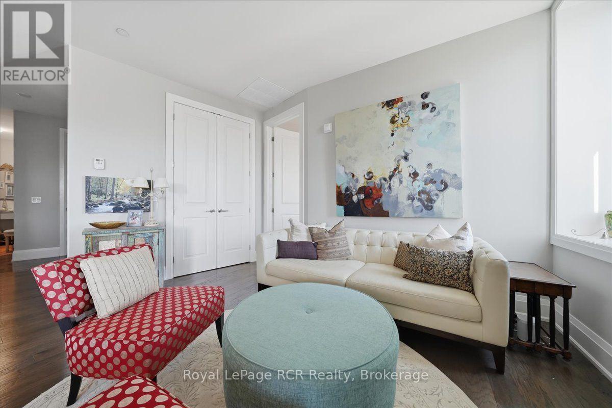 501 - 80 9th Street E Property Photo 10