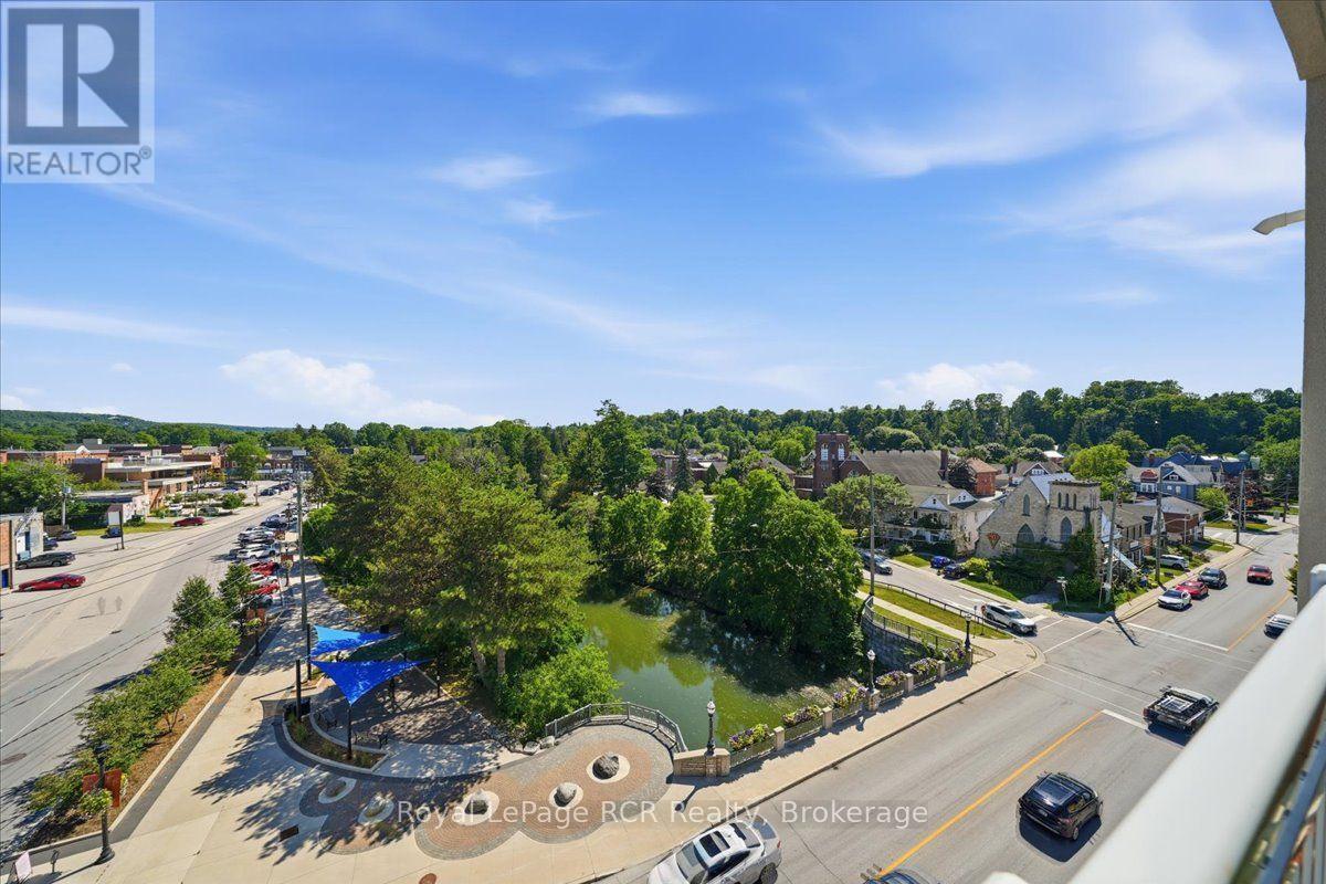 501 - 80 9th Street E Property Photo 17