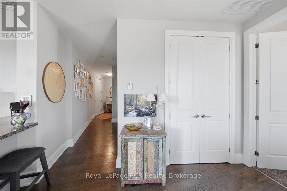 501 - 80 9th Street E Property Photo 27