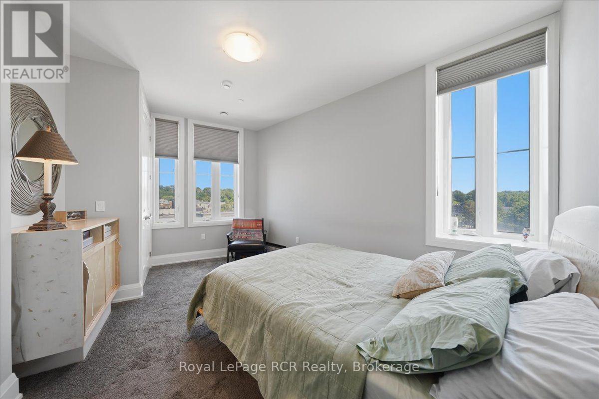 501 - 80 9th Street E Property Photo 29