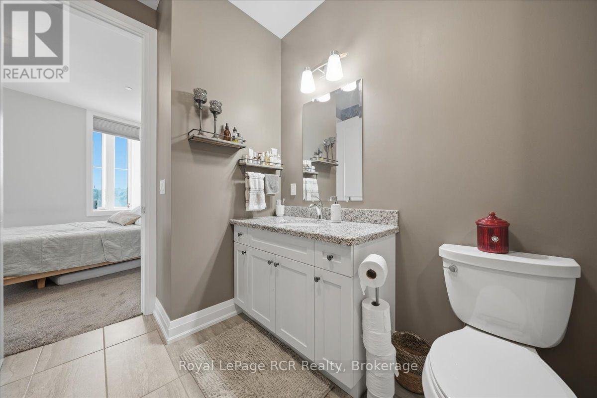 501 - 80 9th Street E Property Photo 34
