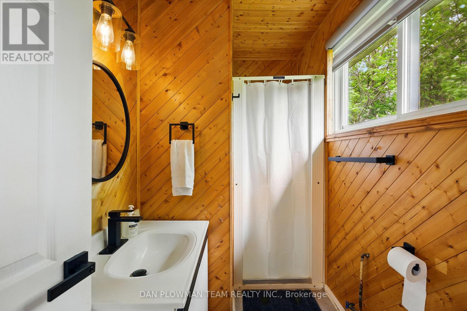 184 Chapman Drive Property Photo 32