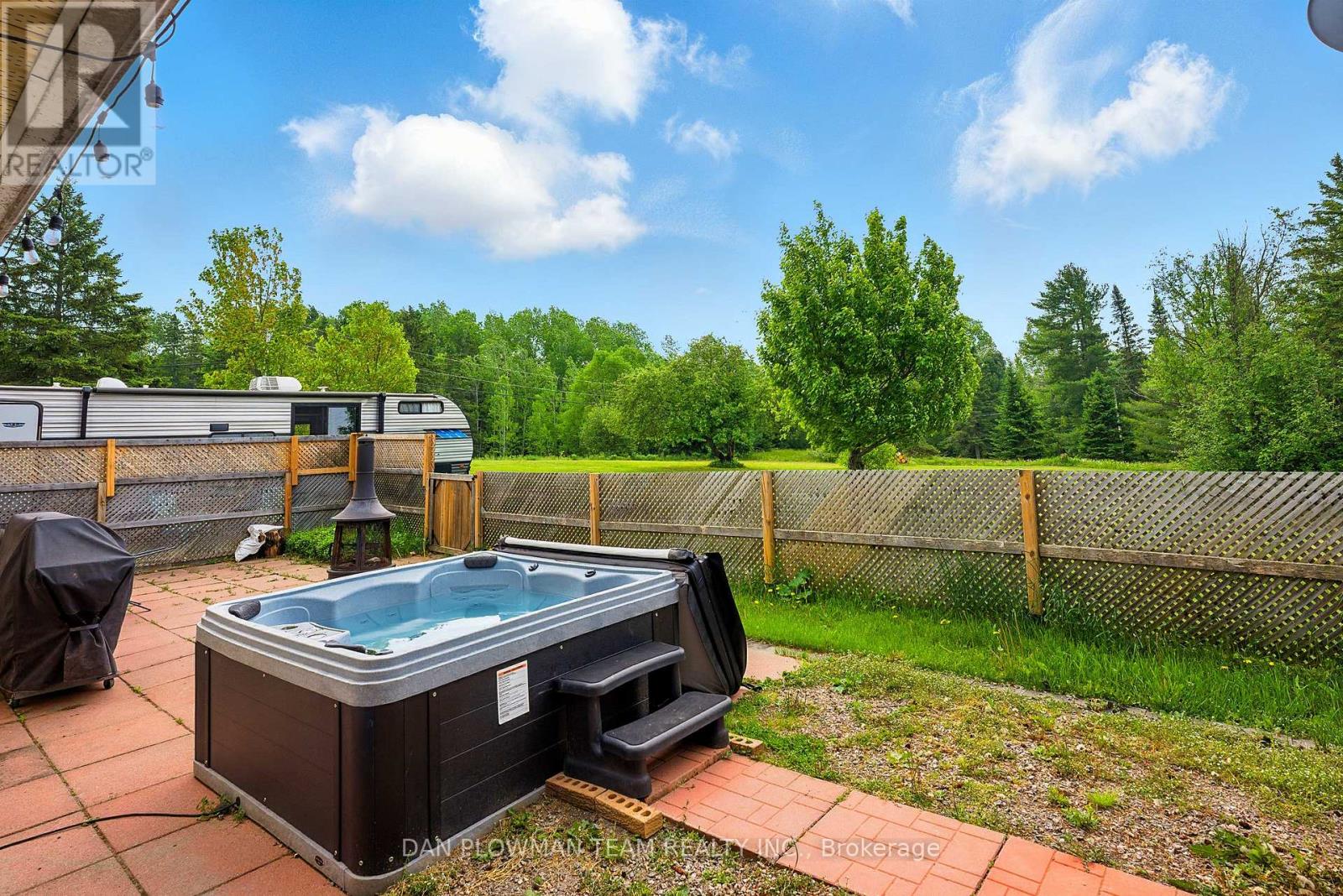 184 Chapman Drive Property Photo 44