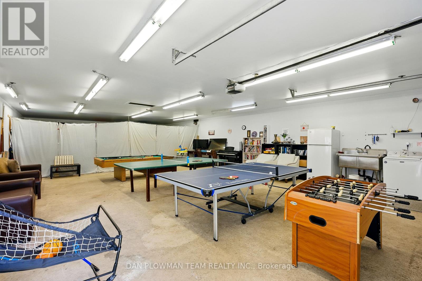 184 Chapman Drive Property Photo 45