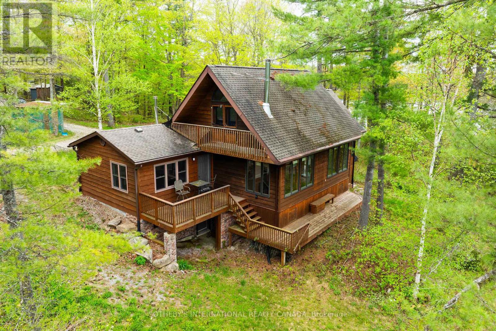 1074 Cooks Road Property Photo 3