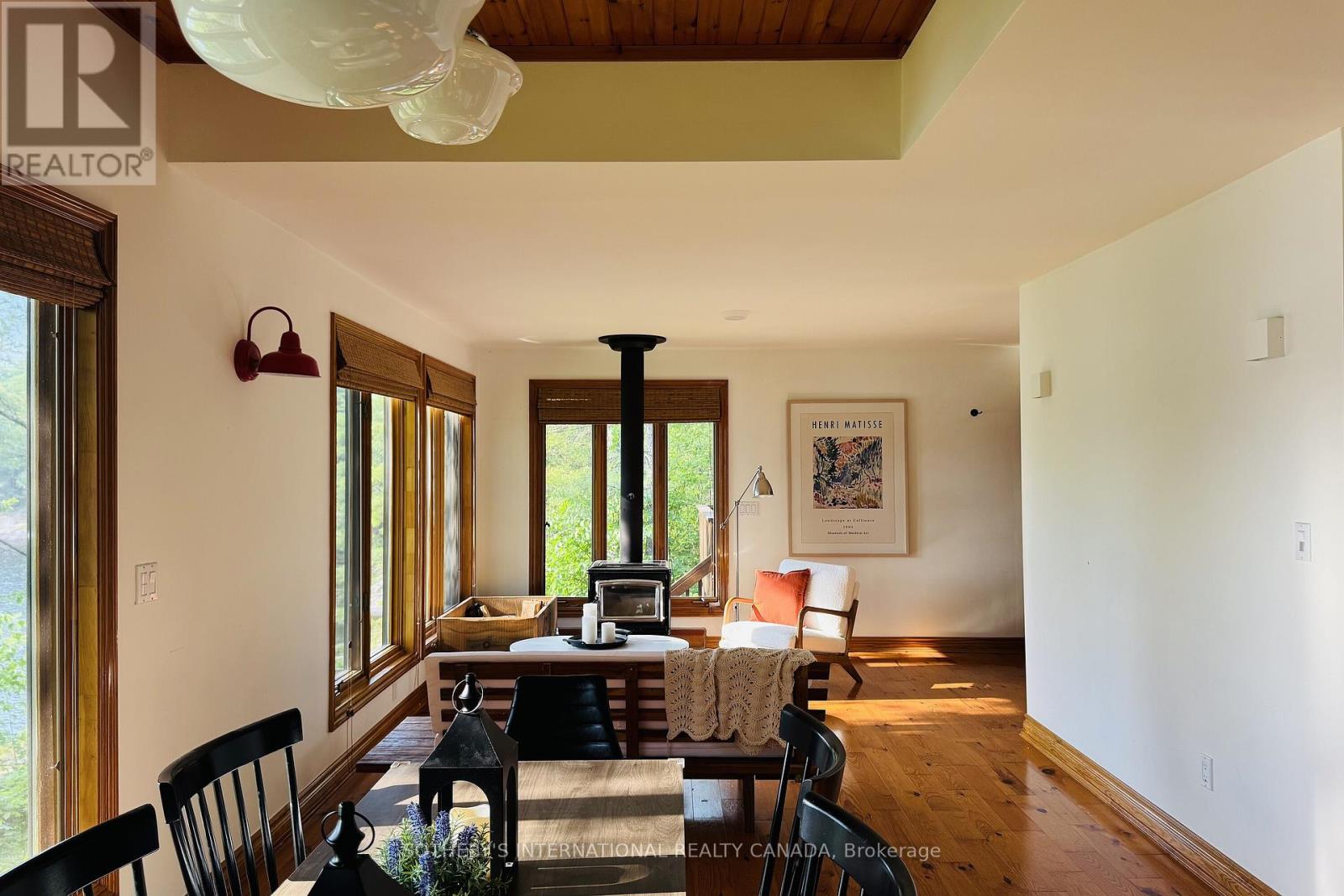 1074 Cooks Road Property Photo 10