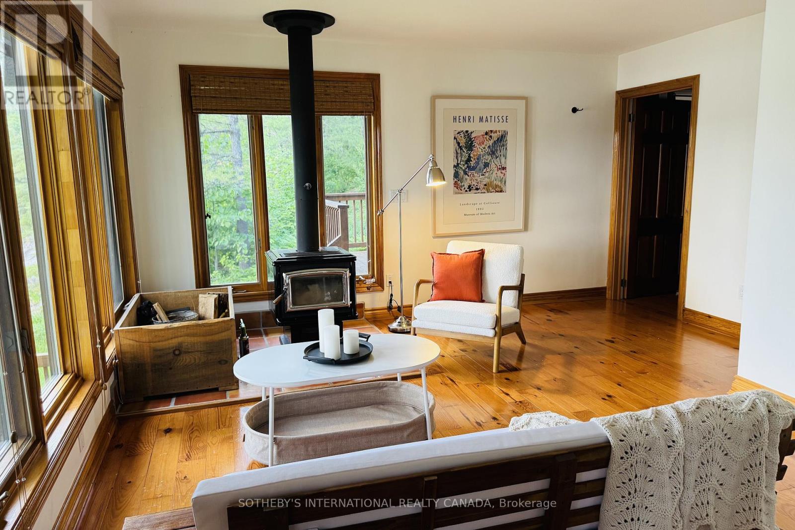 1074 Cooks Road Property Photo 14