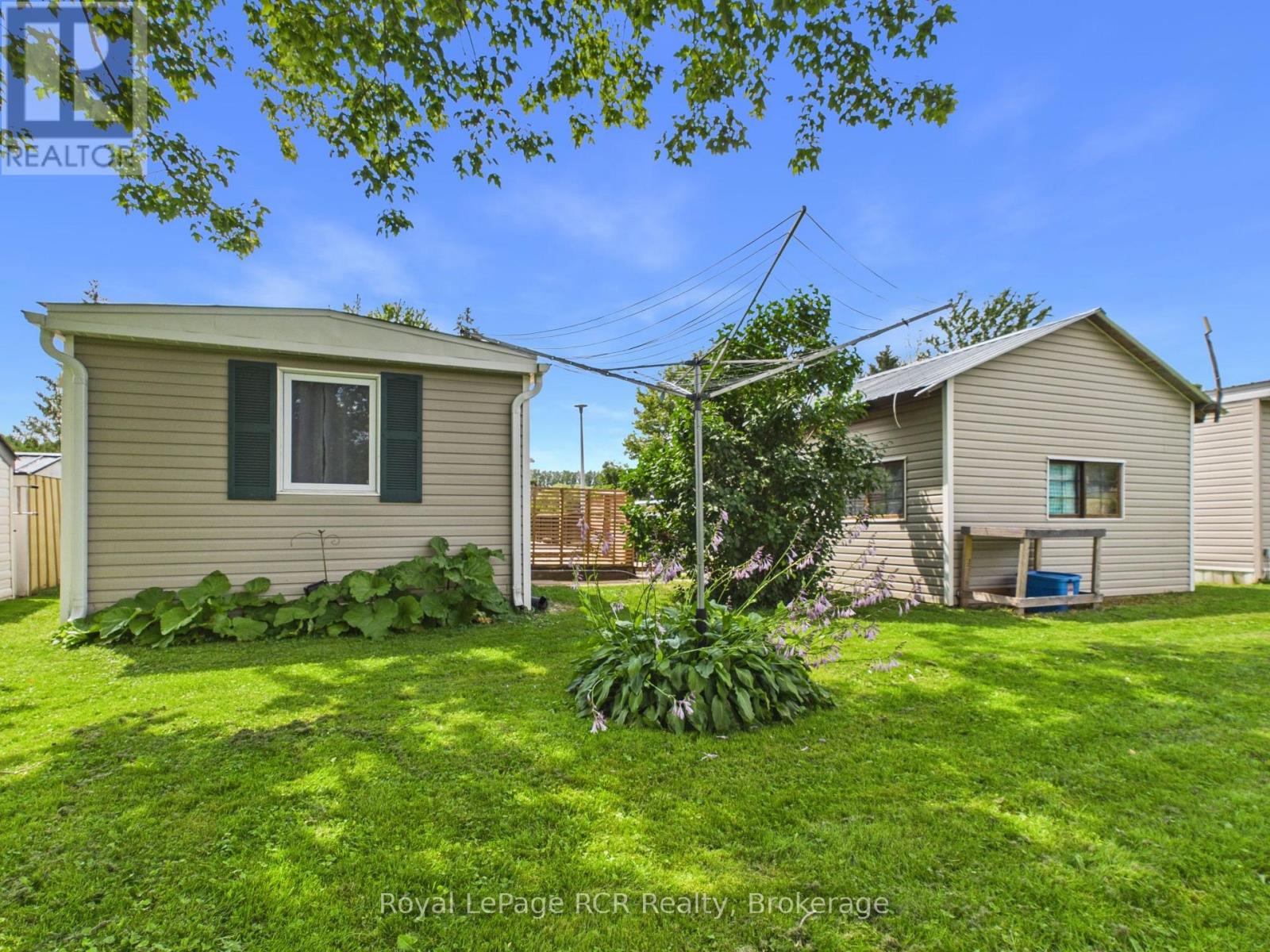 56 Sussex Square Property Photo 31