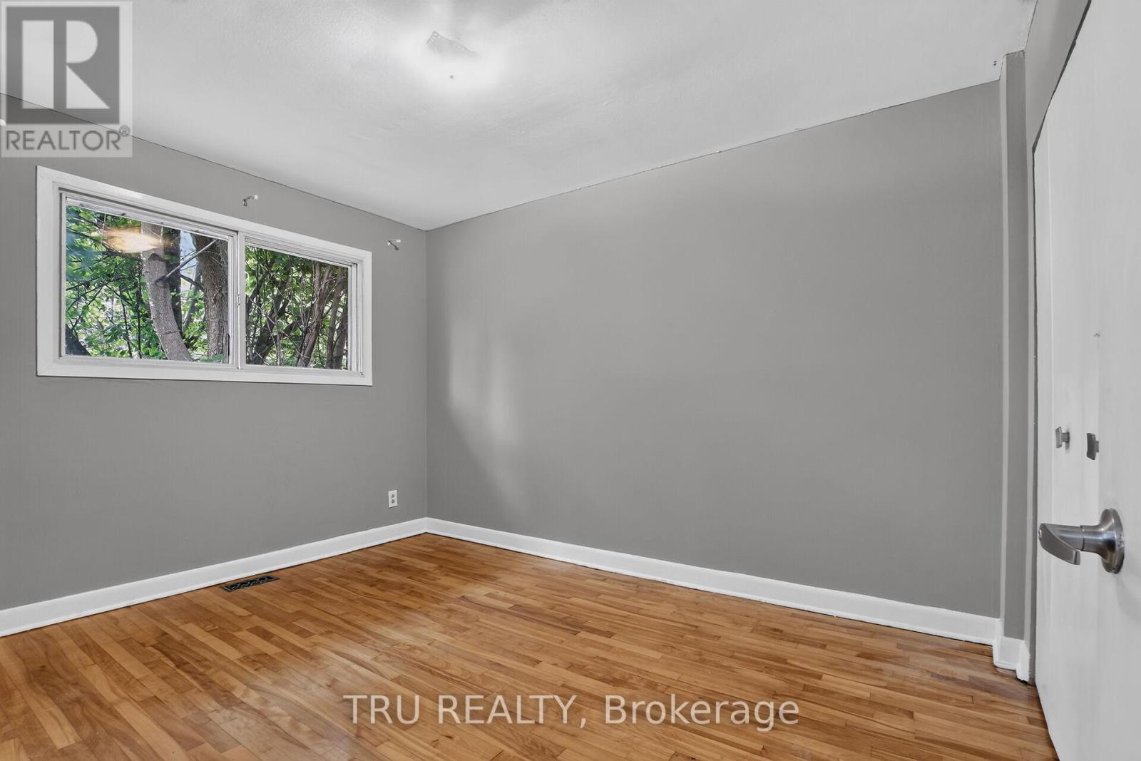 A - 2428 Iris Street Property Photo 17