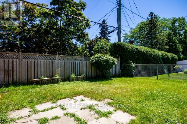 A - 2428 Iris Street Property Photo 30