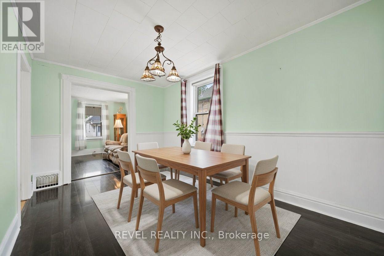 7 Maple Street Property Photo 7