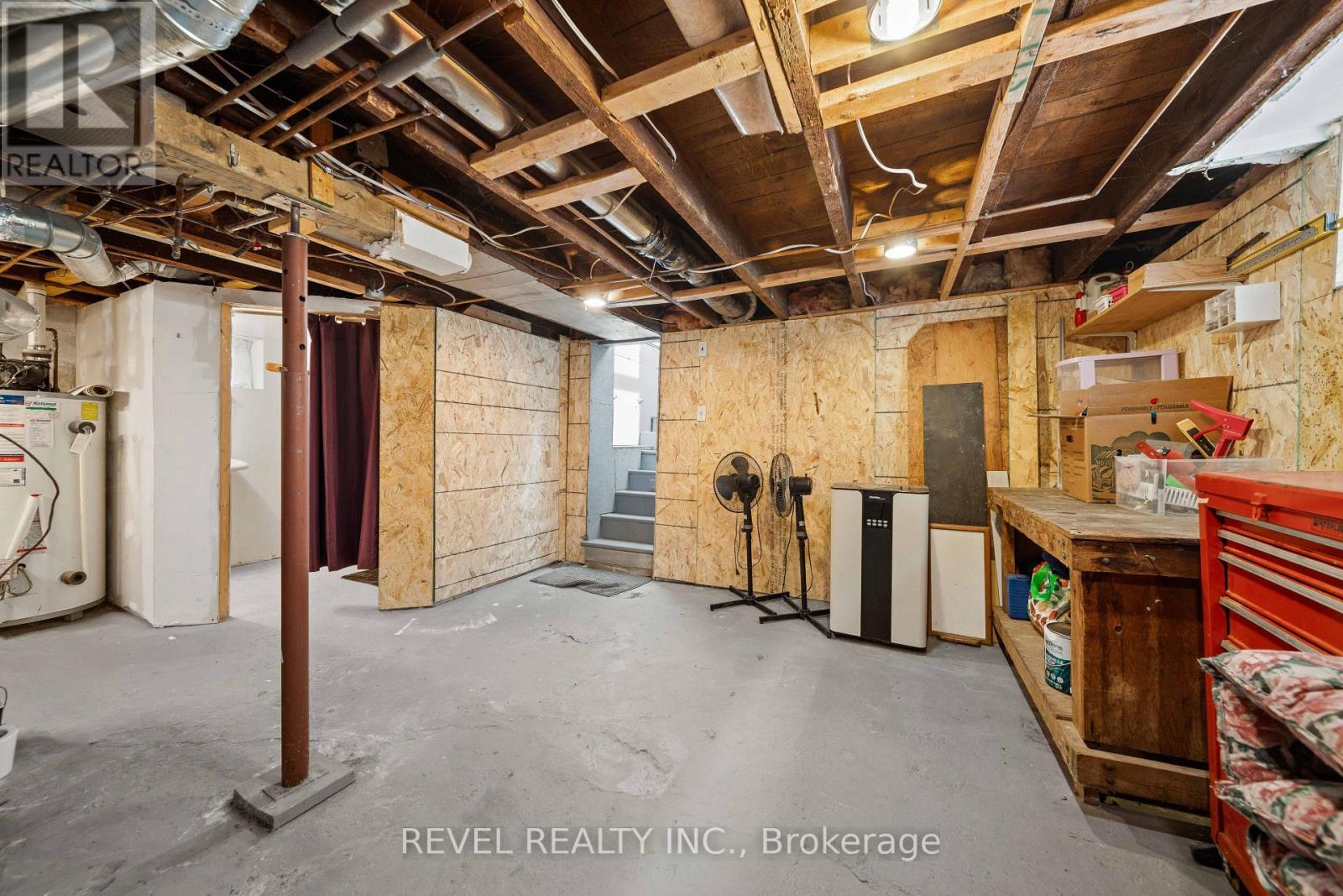 7 Maple Street Property Photo 25