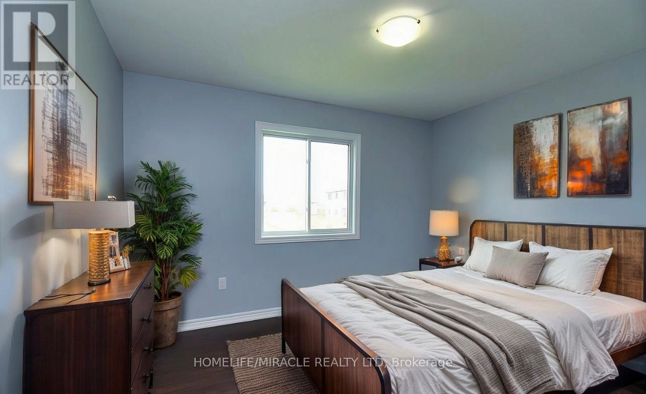 Upper - 7733 Oldfield Road Property Photo 4
