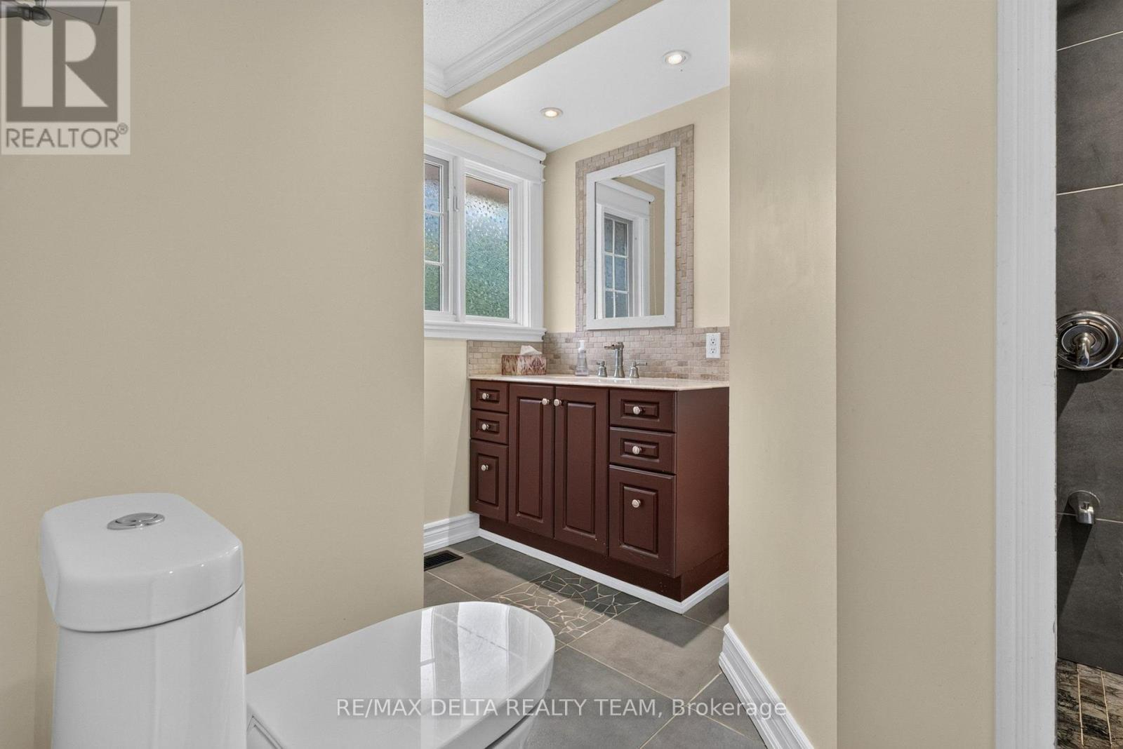 1821 Ch Bercier Road Property Photo 16